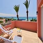 Sea Beachfront *