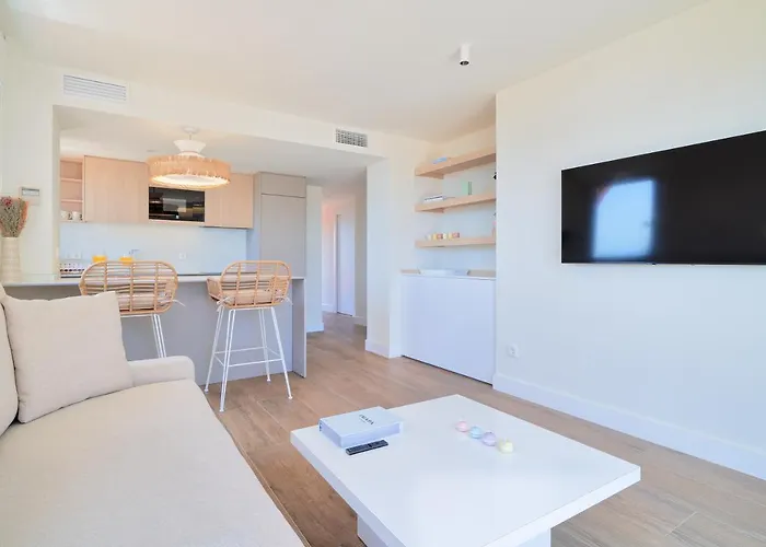 Sea Beachfront * מארבלה