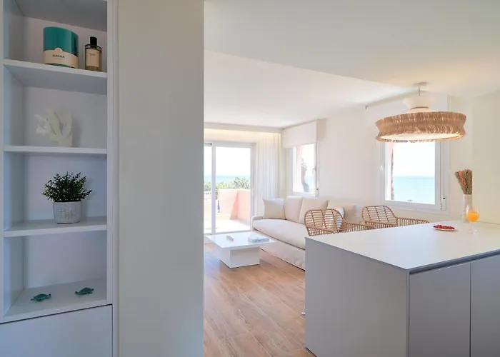 Sea Beachfront דירה *